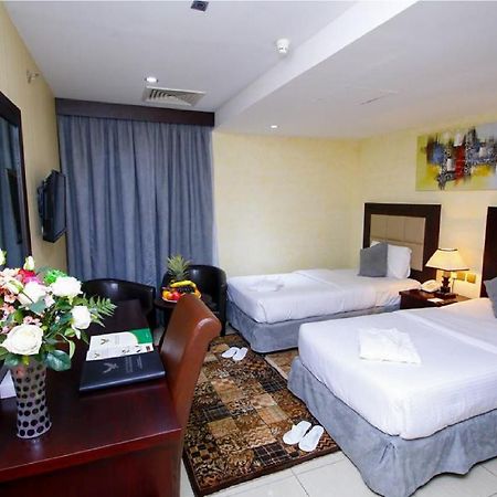 Royal Falcon Hotel Dubai Dış mekan fotoğraf