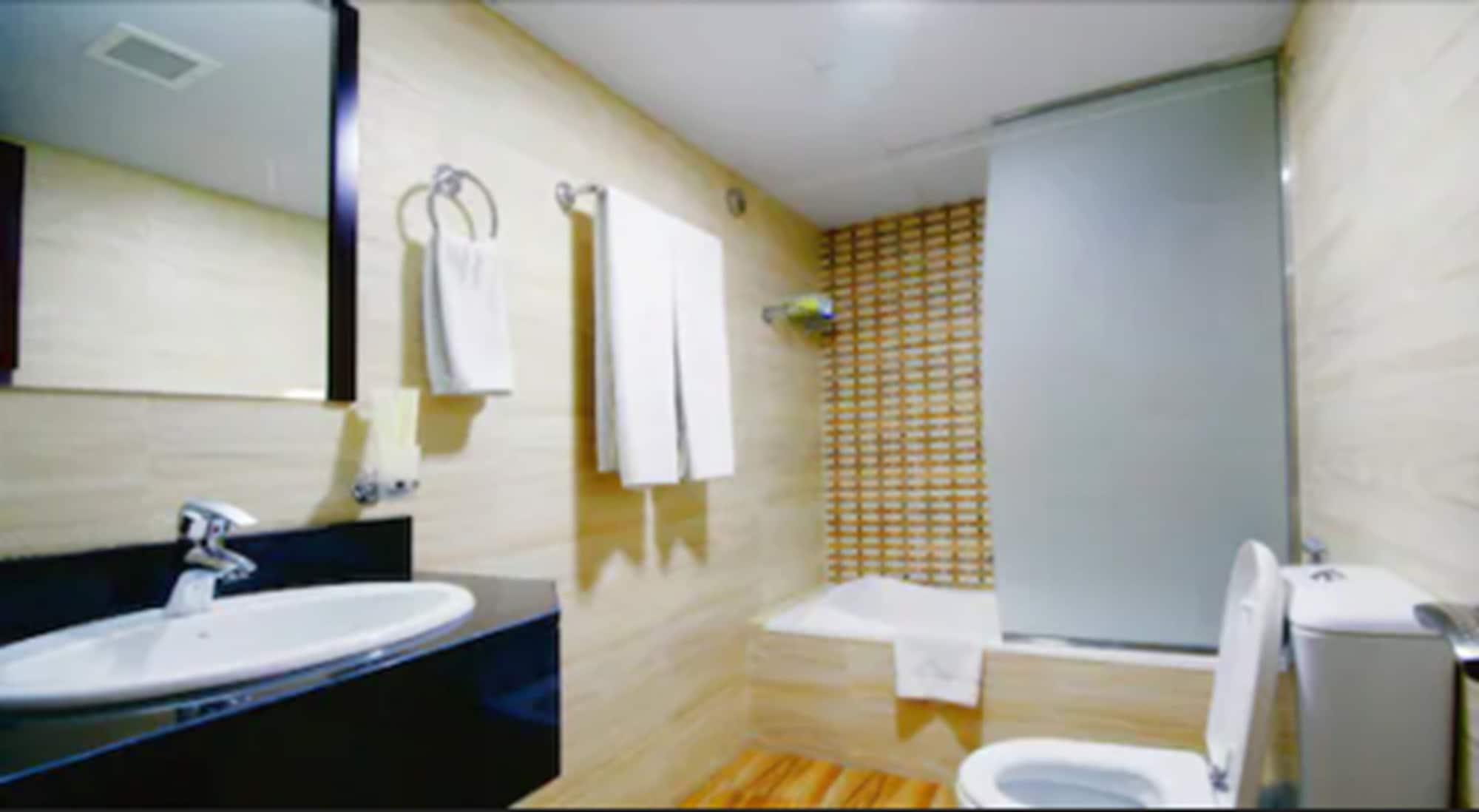 Royal Falcon Hotel Dubai Dış mekan fotoğraf