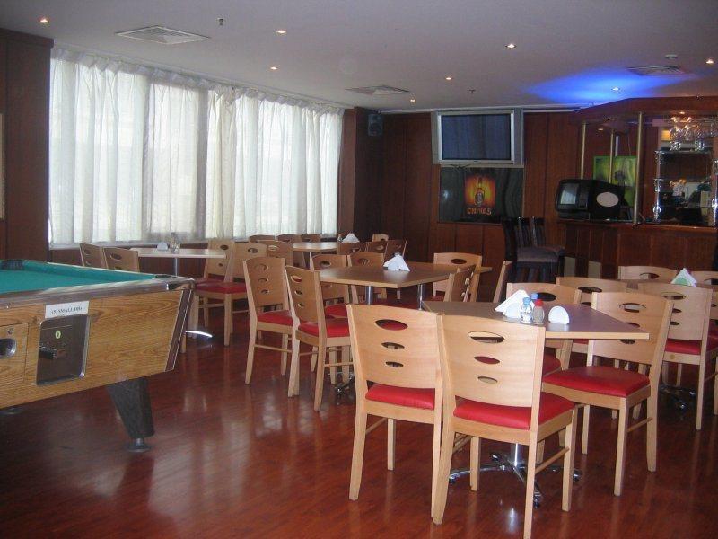 Royal Falcon Hotel Dubai Dış mekan fotoğraf