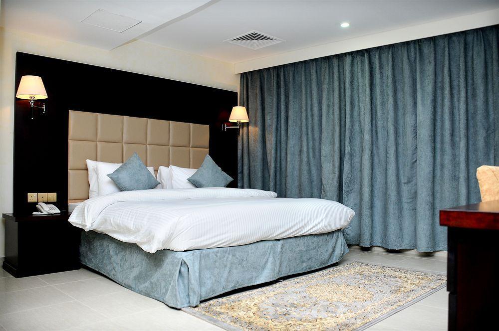 Royal Falcon Hotel Dubai Dış mekan fotoğraf