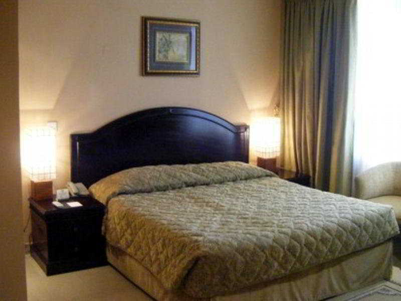 Royal Falcon Hotel Dubai Dış mekan fotoğraf