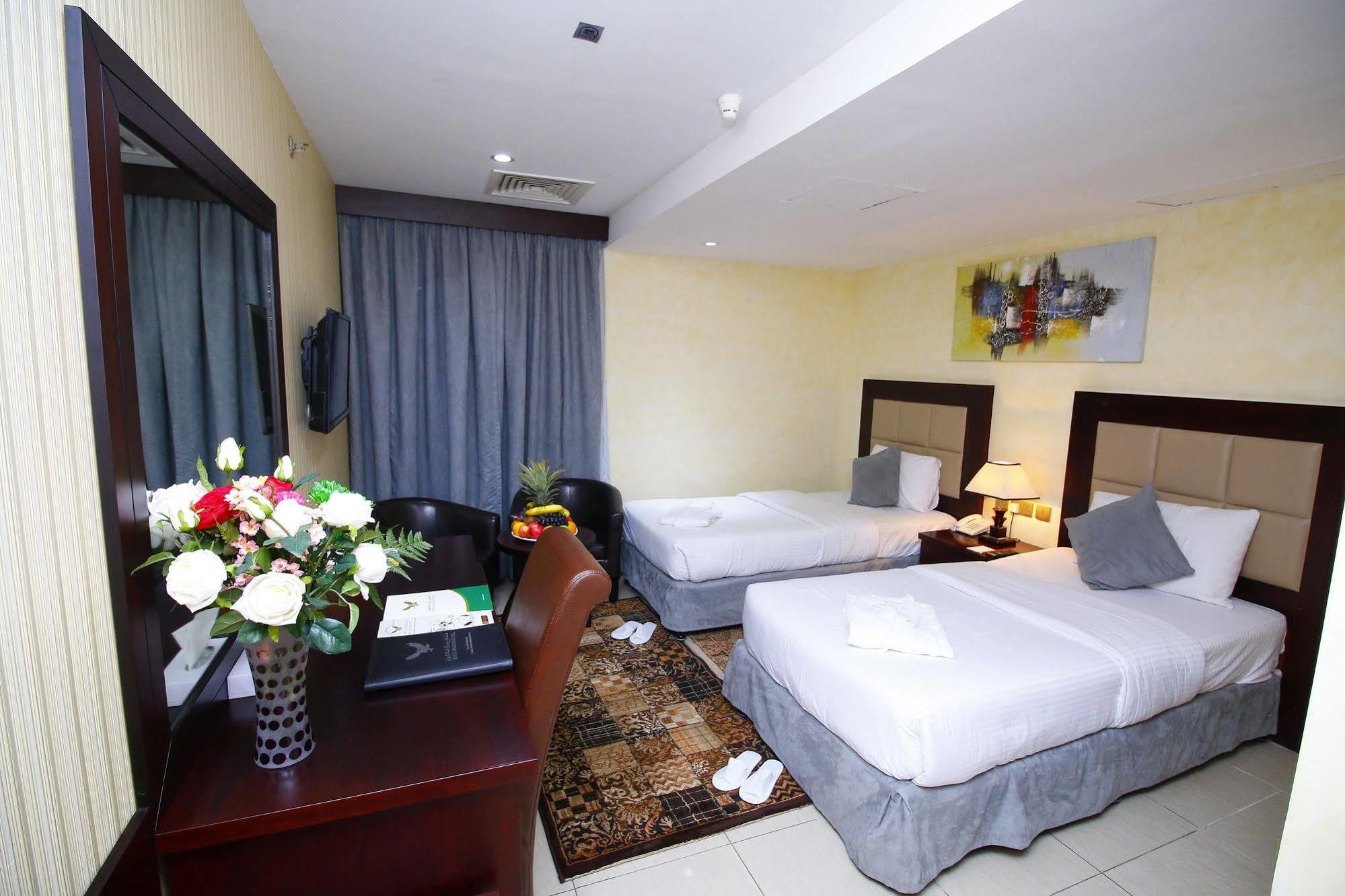 Royal Falcon Hotel Dubai Dış mekan fotoğraf