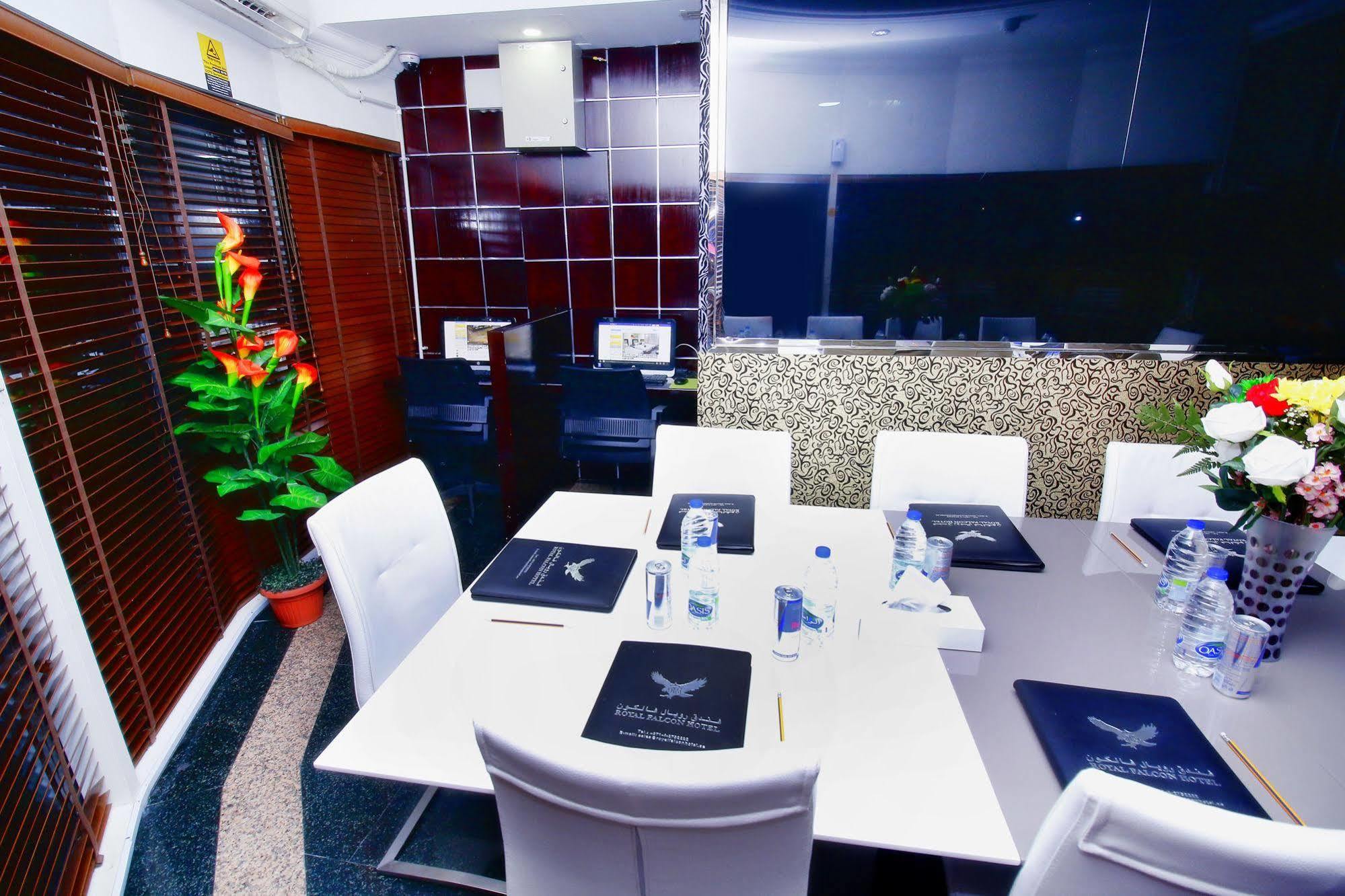 Royal Falcon Hotel Dubai Dış mekan fotoğraf